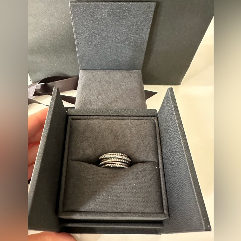 Authentic David Yurman crossover ring with pave diamonds